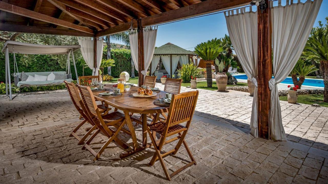 Villa Cutrera 8, Emma Villas Chiaramonte Gulfi Kültér fotó