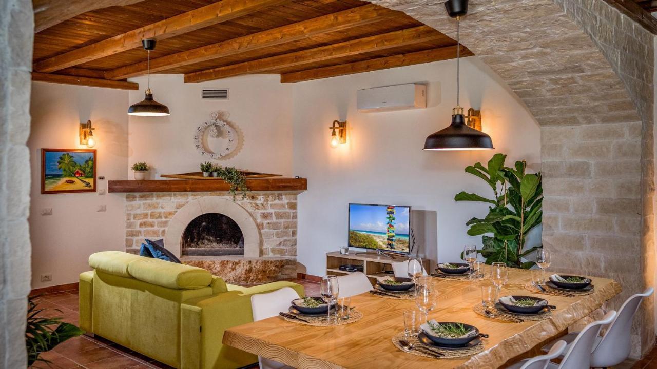 Villa Cutrera 8, Emma Villas Chiaramonte Gulfi Kültér fotó