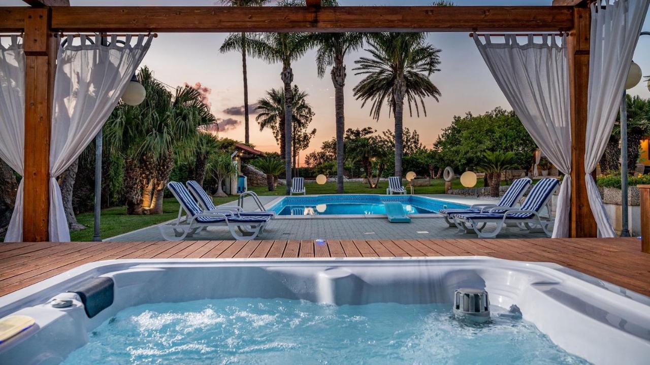 Villa Cutrera 8, Emma Villas Chiaramonte Gulfi Kültér fotó