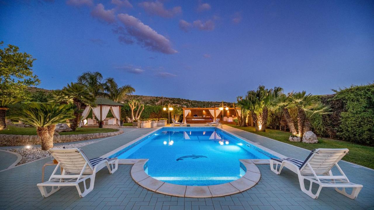 Villa Cutrera 8, Emma Villas Chiaramonte Gulfi Kültér fotó