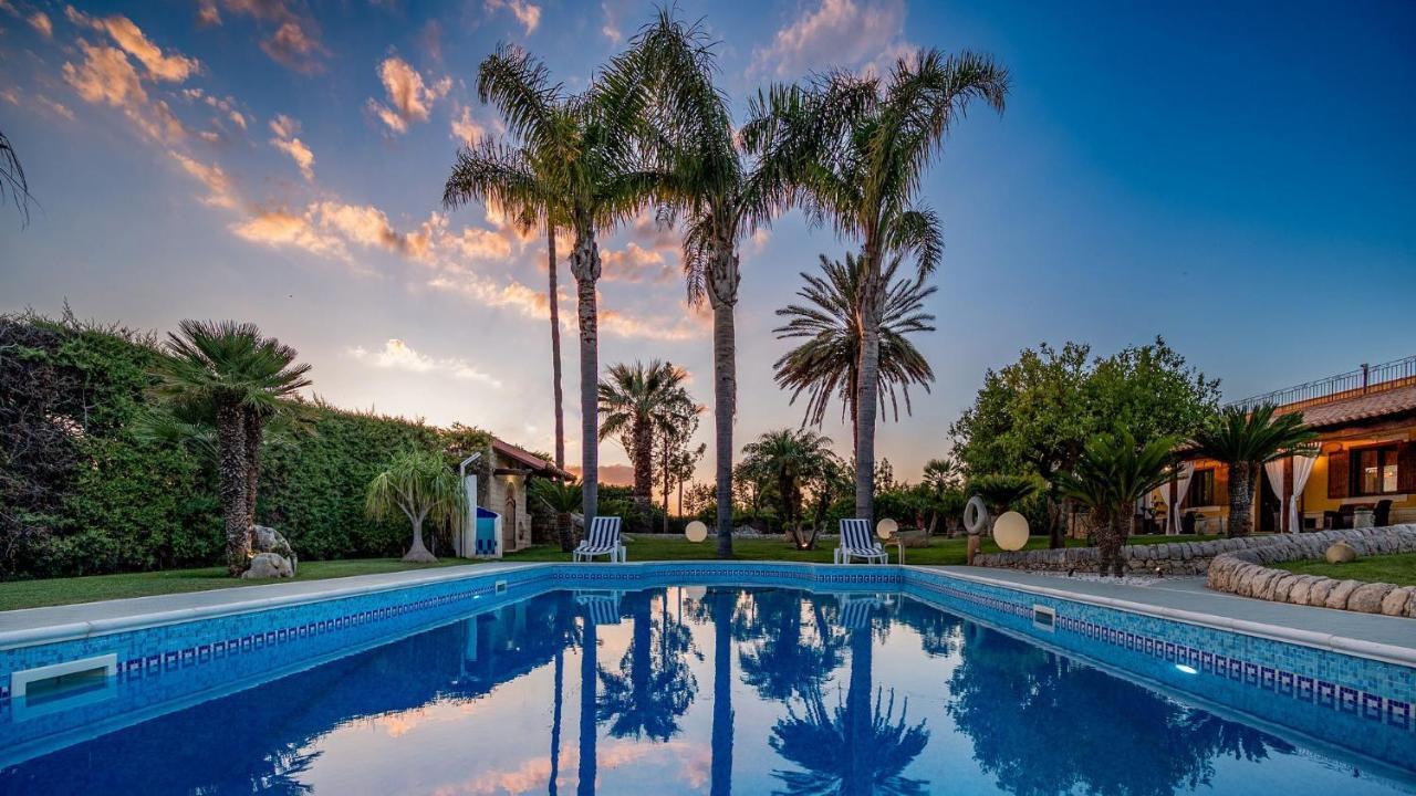 Villa Cutrera 8, Emma Villas Chiaramonte Gulfi Kültér fotó