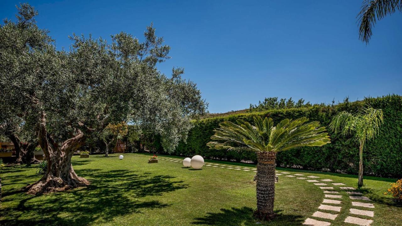 Villa Cutrera 8, Emma Villas Chiaramonte Gulfi Kültér fotó